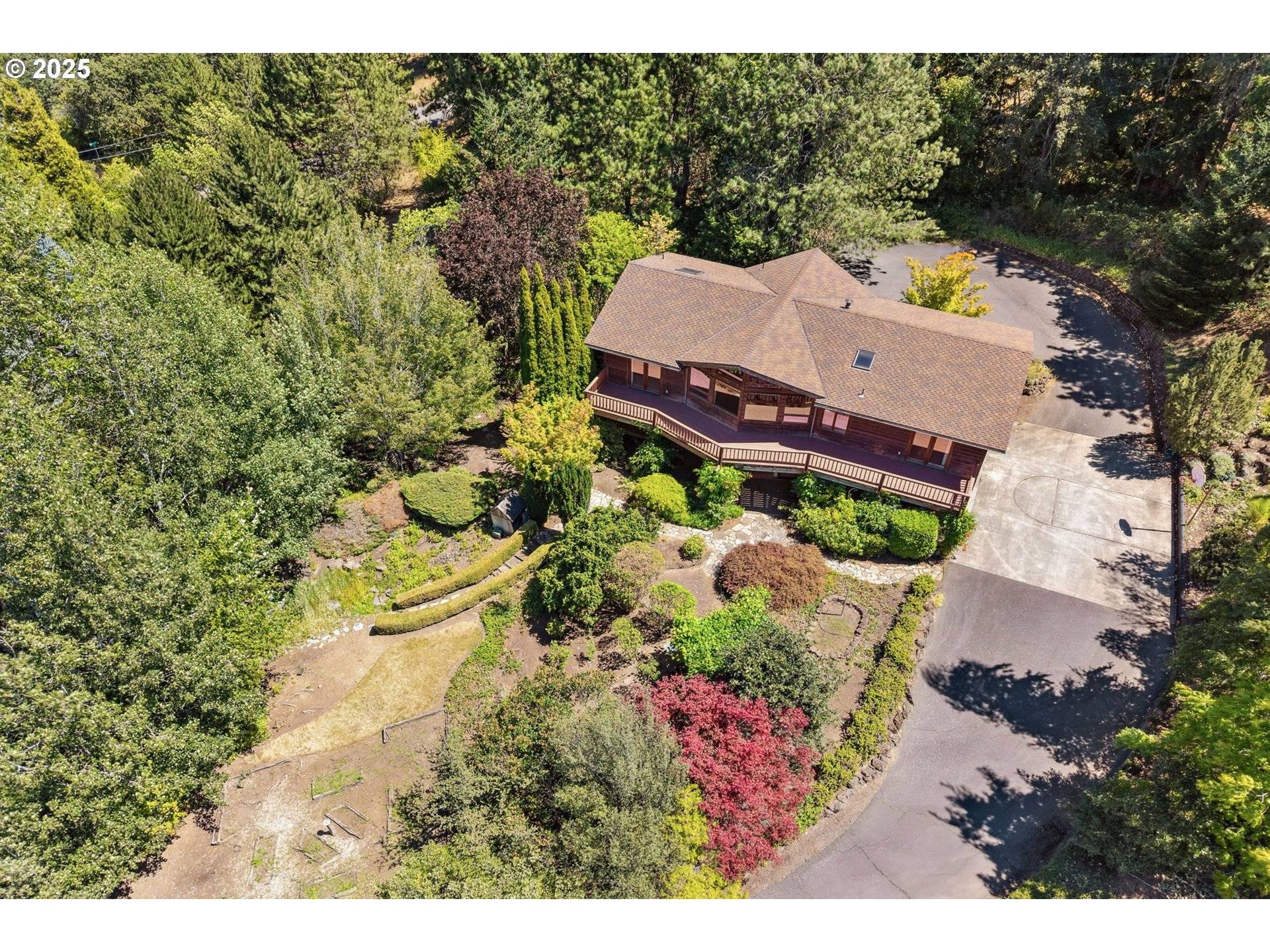 Hood River, OR 97031,2597 RIVERVIEW DR
