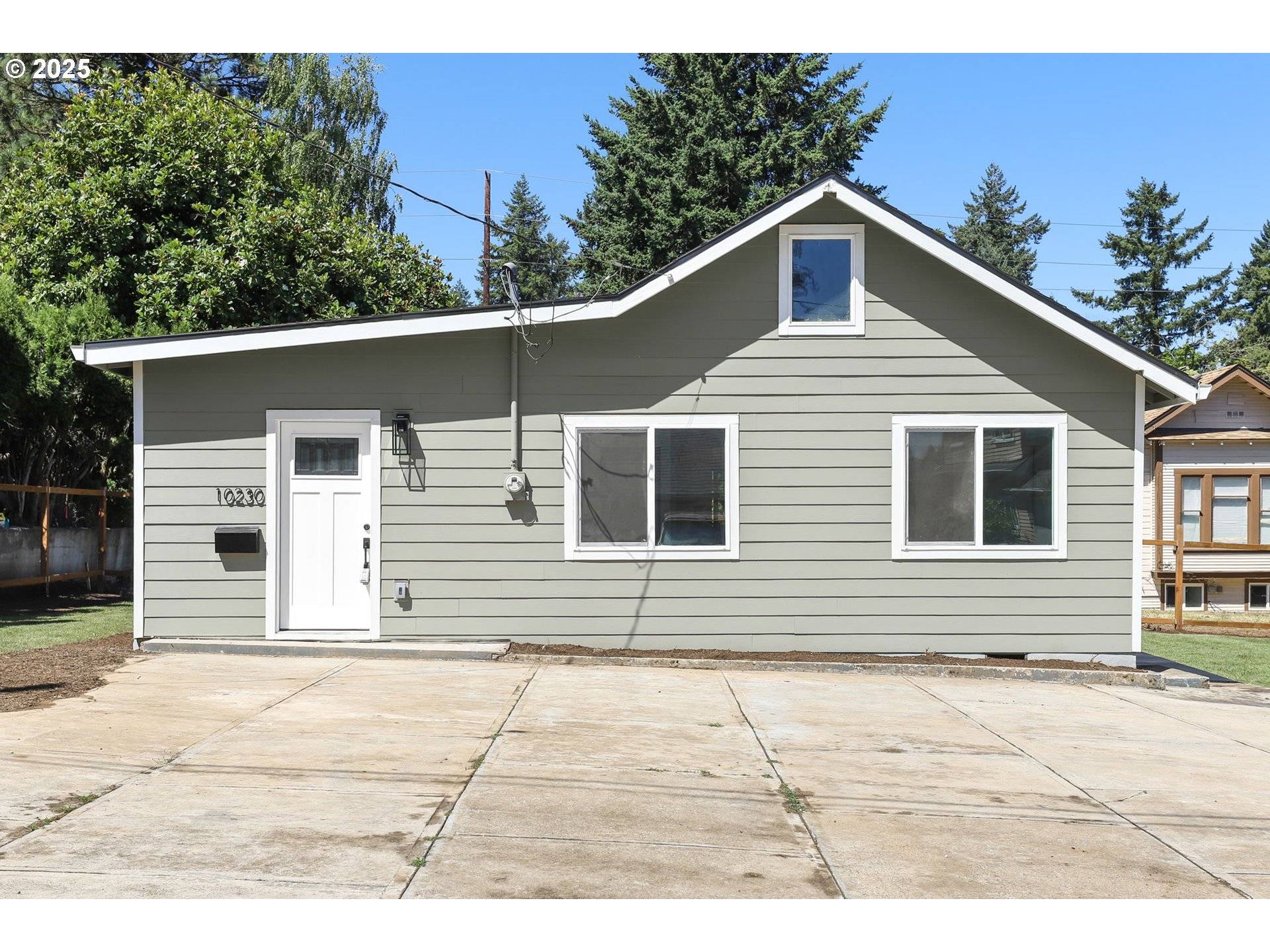 Portland, OR 97220,10240 NE BEECH ST