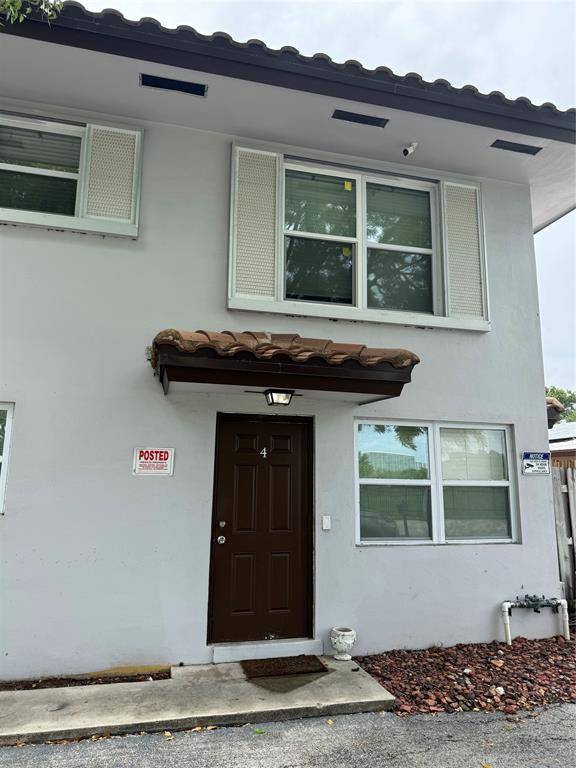 Pompano Beach, FL 33062,315 SE 23rd Ave #4