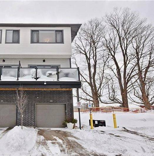 Barrie, ON L4N 9C8,369 Essa RD