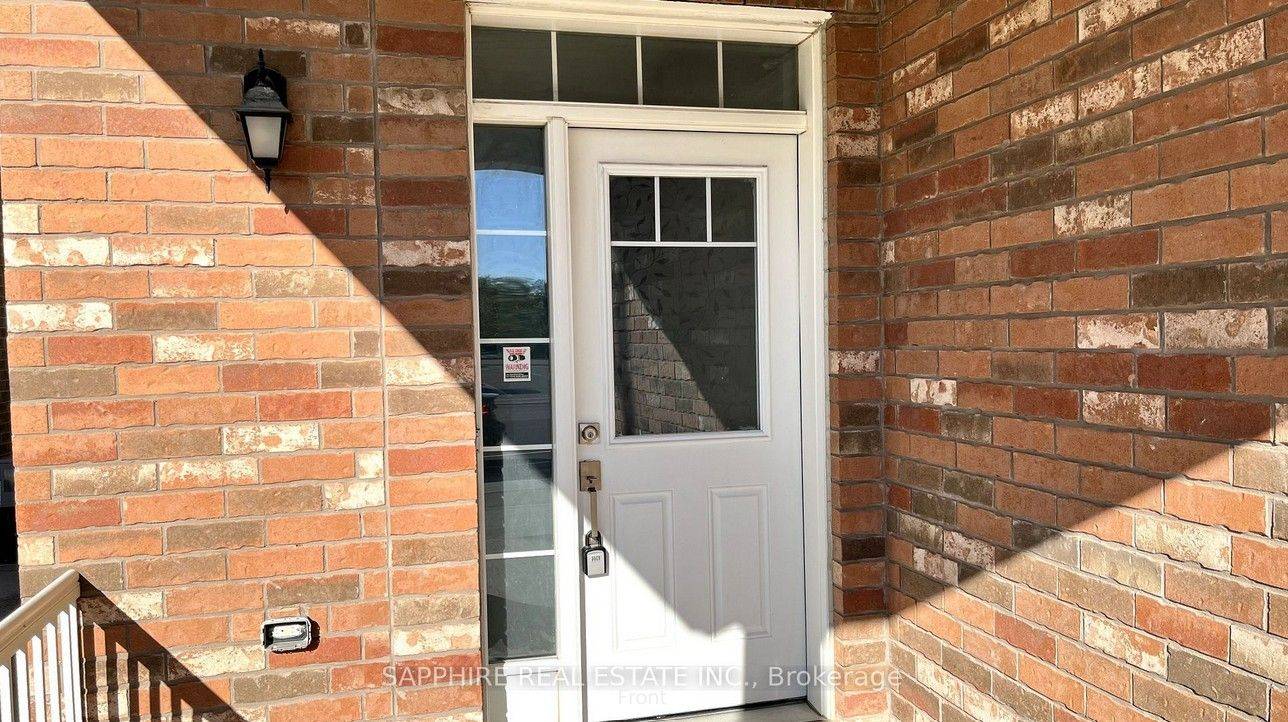 Milton, ON L9T 8Y7,325 Trudeau DR