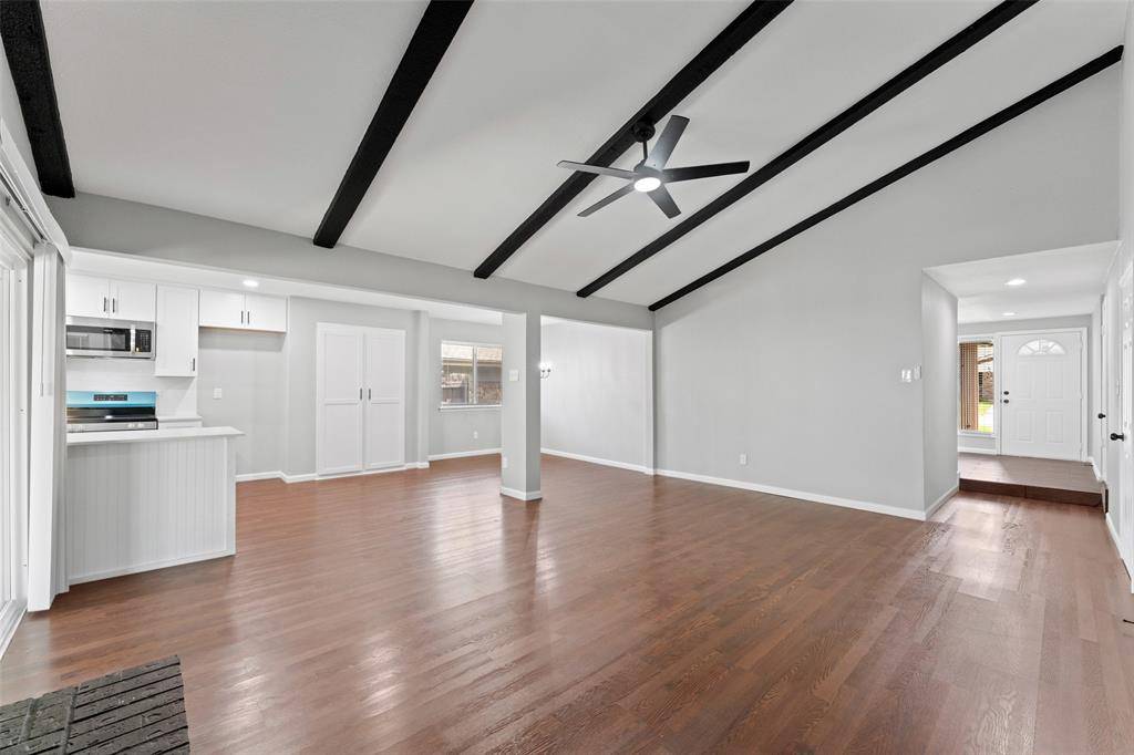 Mesquite, TX 75150,1137 Via Balboa