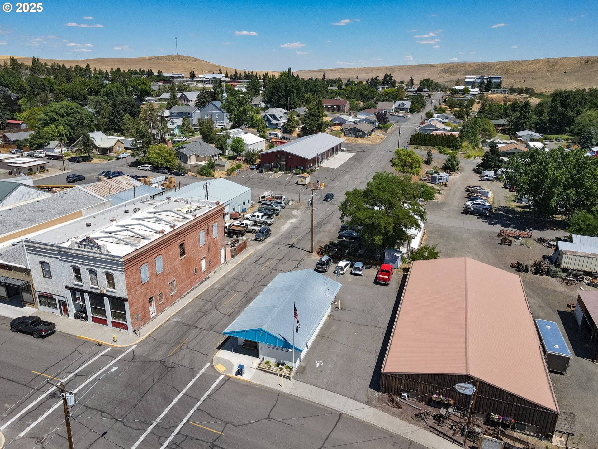 Dufur, OR 97021,96 N MAIN ST