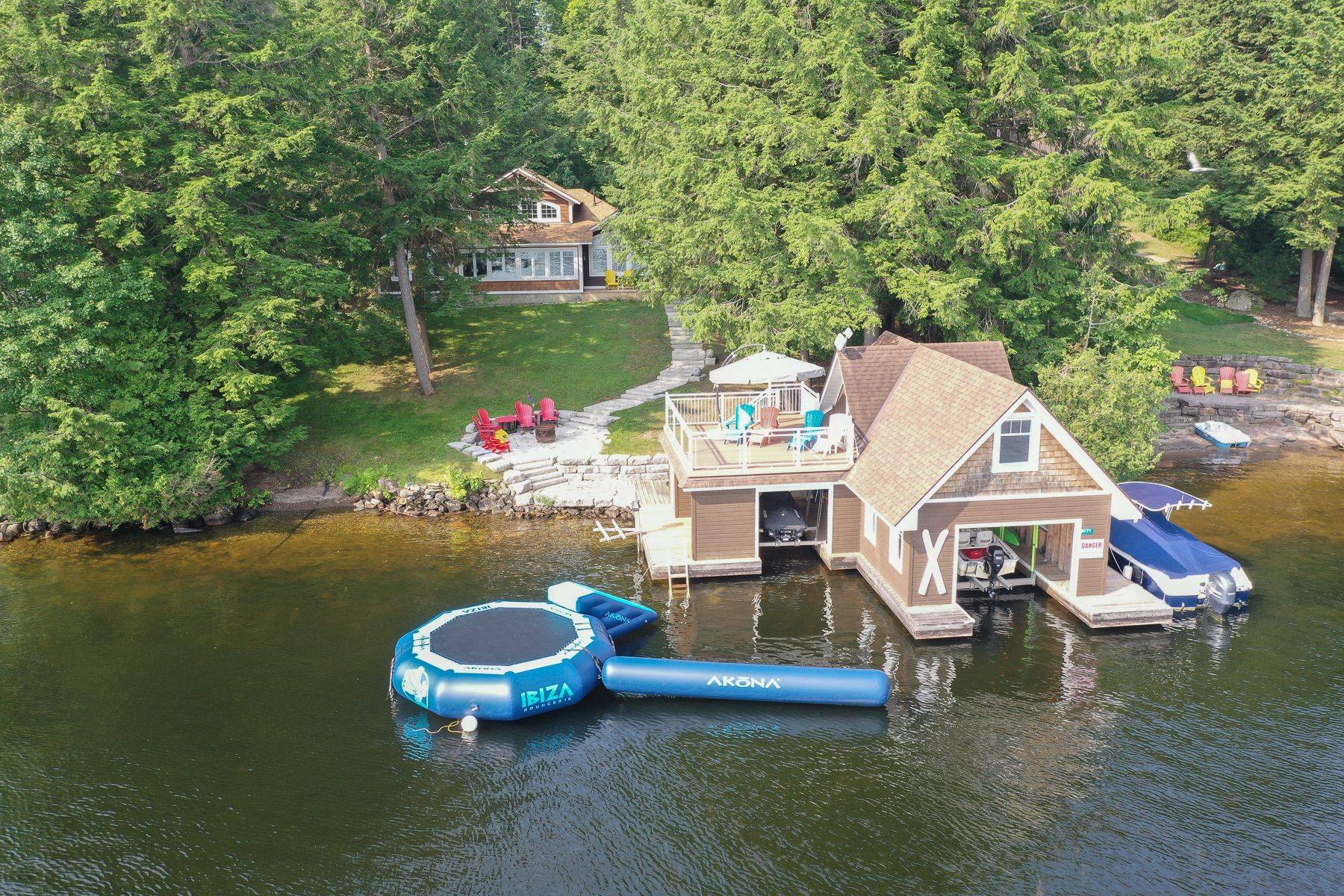Gravenhurst, ON P1P 1R2,1171 Parkers Point RD