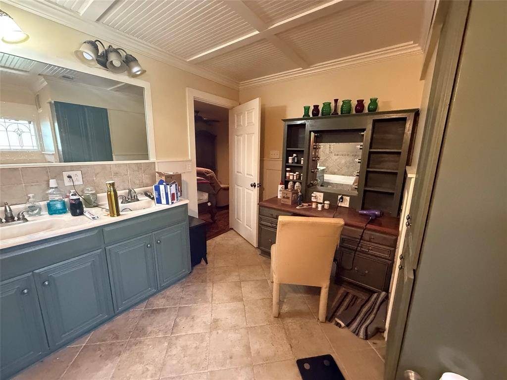 Celina, TX 75009,12172 County Road 132