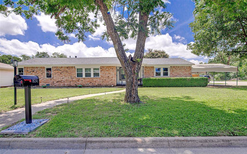Cleburne, TX 76033,809 Marengo Street