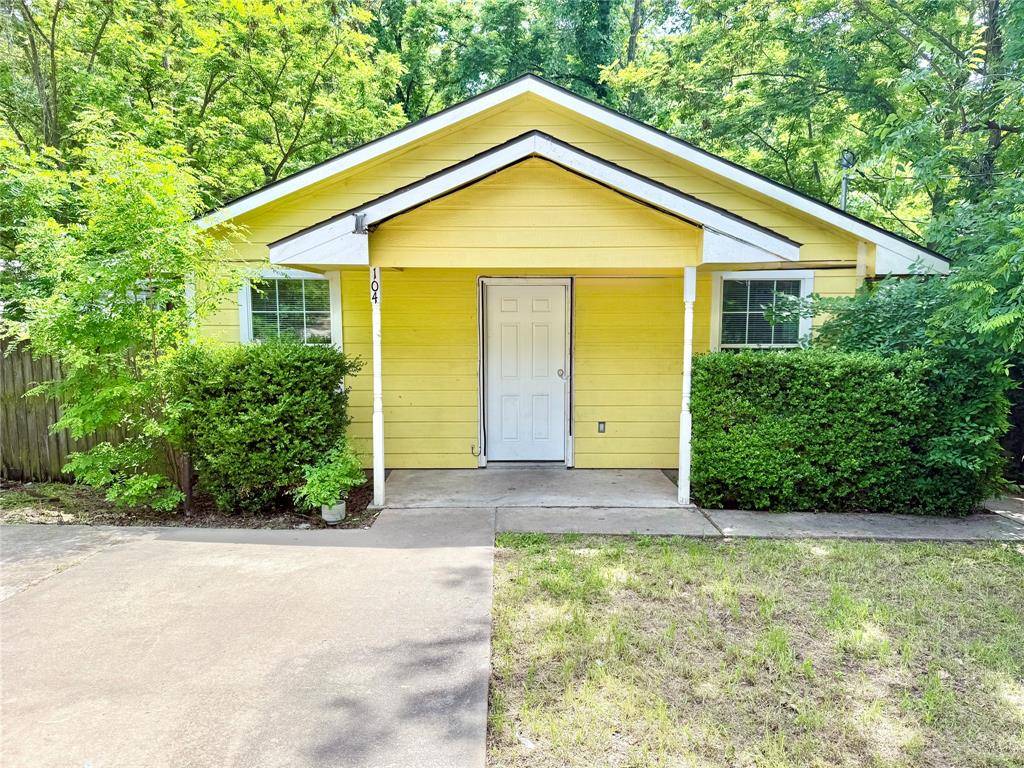 Denison, TX 75021,104 E Prospect Street