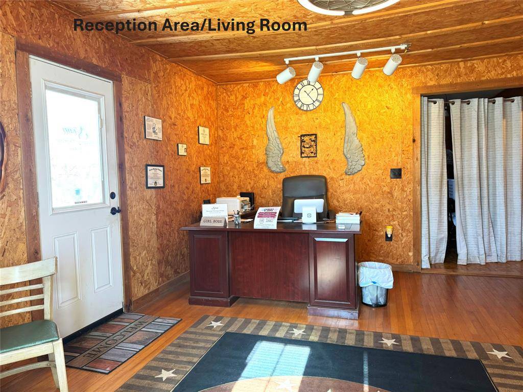 Quanah, TX 79252,604 W 11th Street