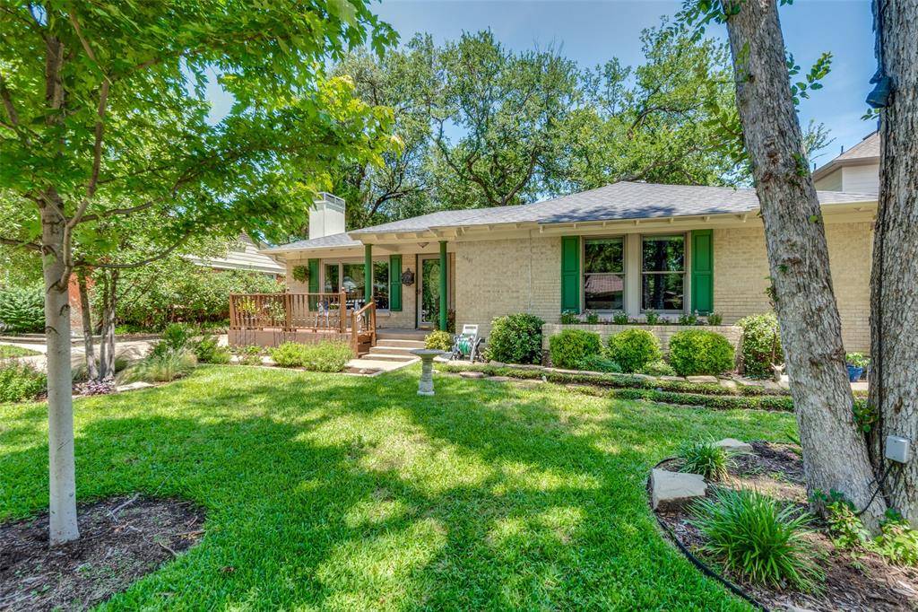 Dallas, TX 75218,448 Parkhurst Drive