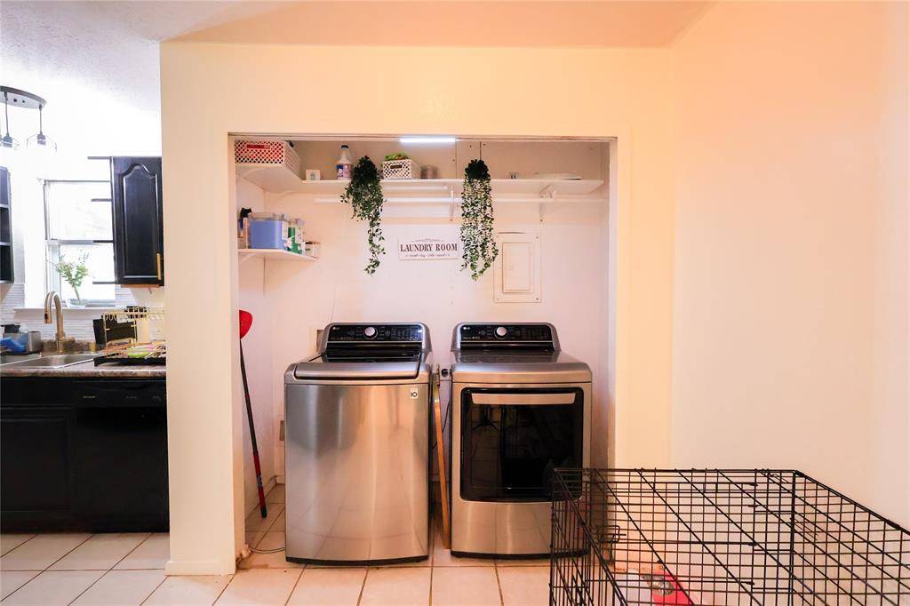 North Richland Hills, TX 76182,6955 Crabtree