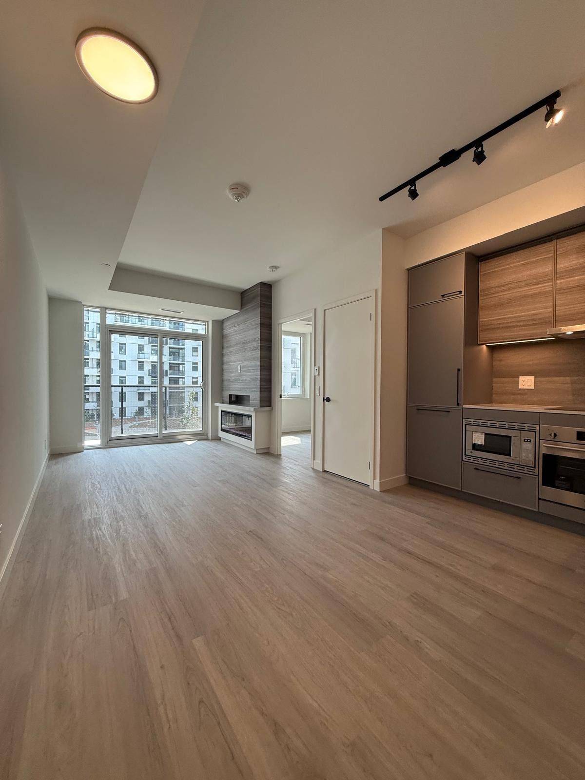 Toronto E01, ON M4L 0B7,1050 Eastern AVE E #531