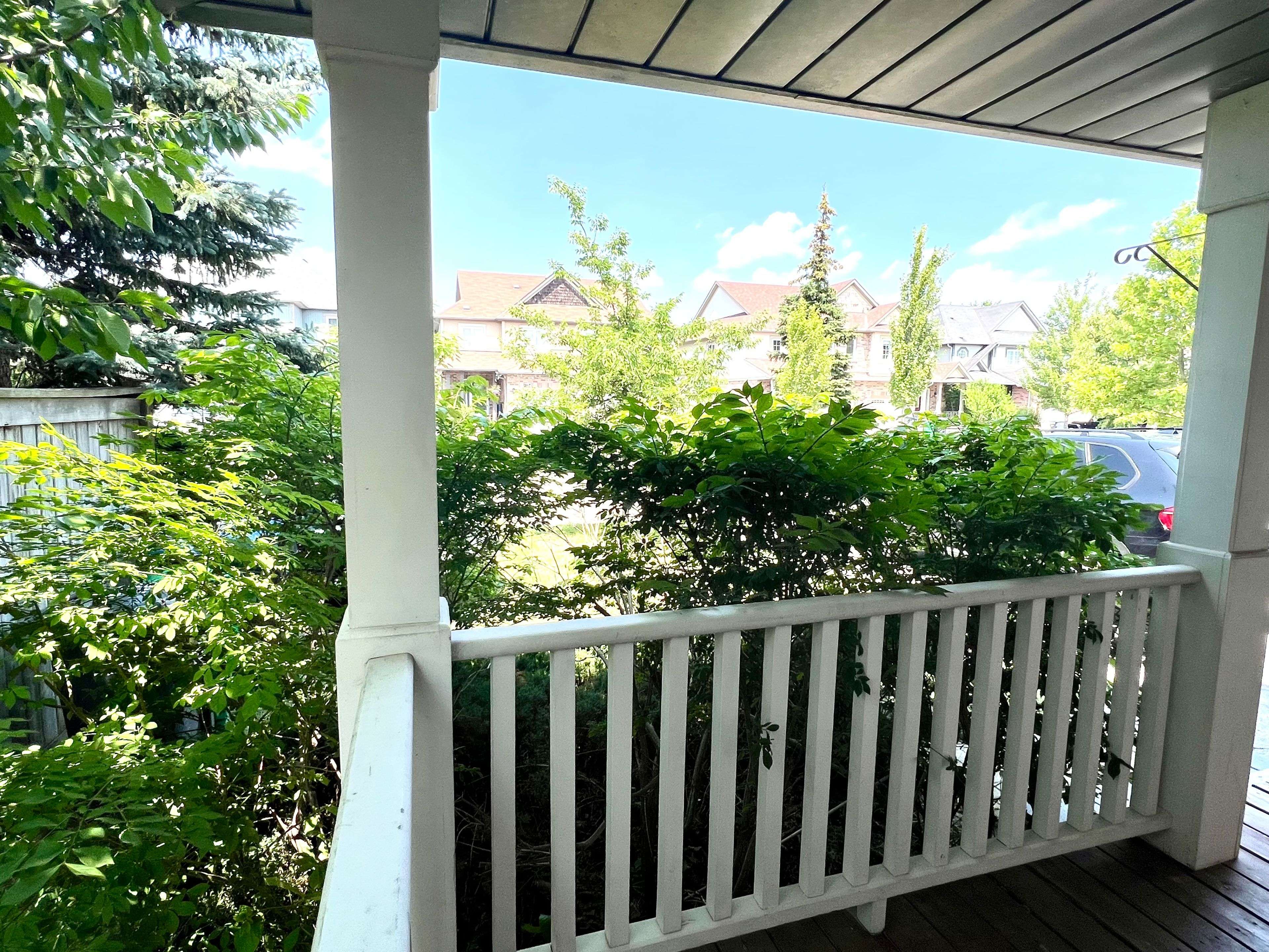 Mississauga, ON L5M 6C6,5322 Bushelgrove CIR