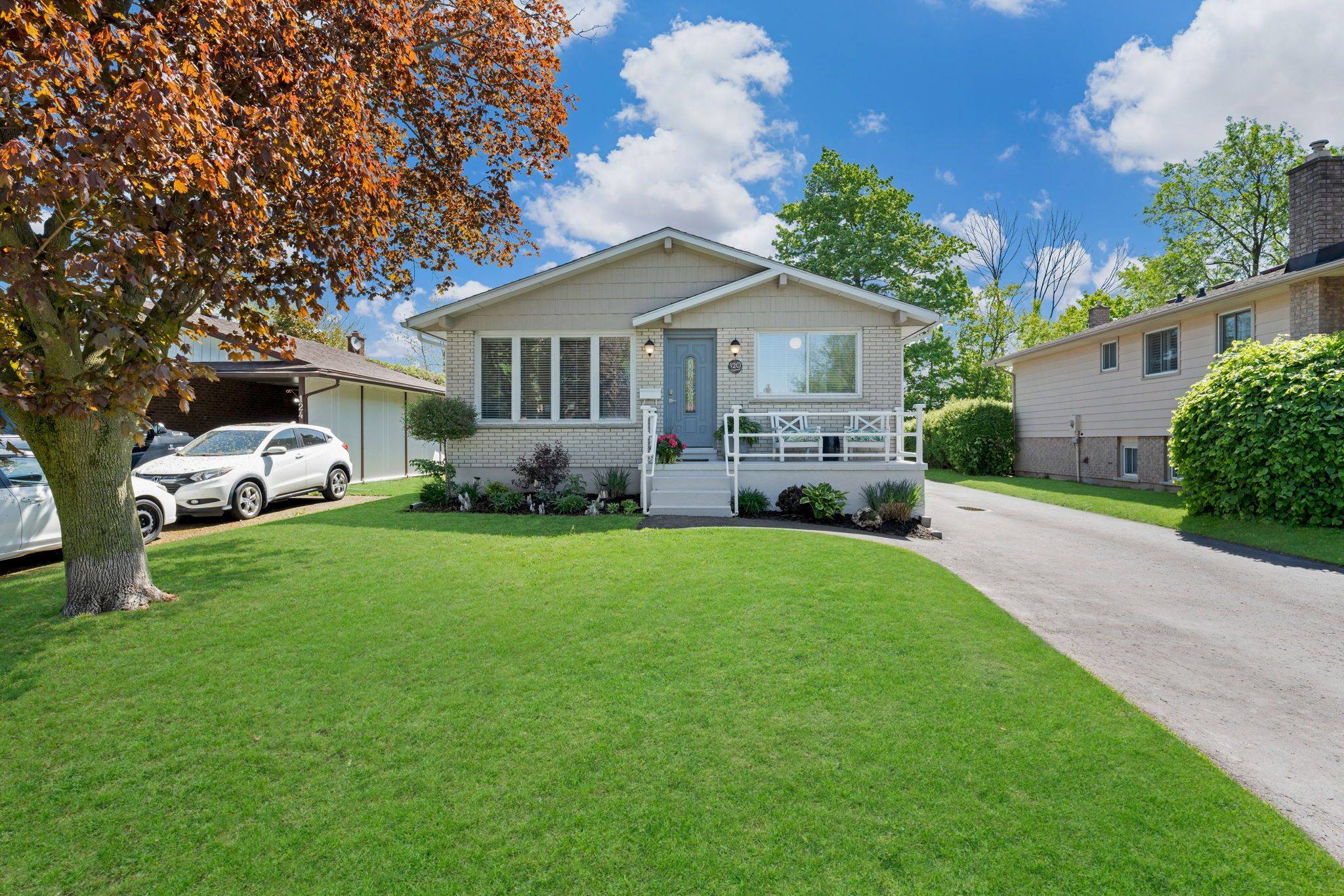 Welland, ON L3C 5V9,120 Royal Oak DR