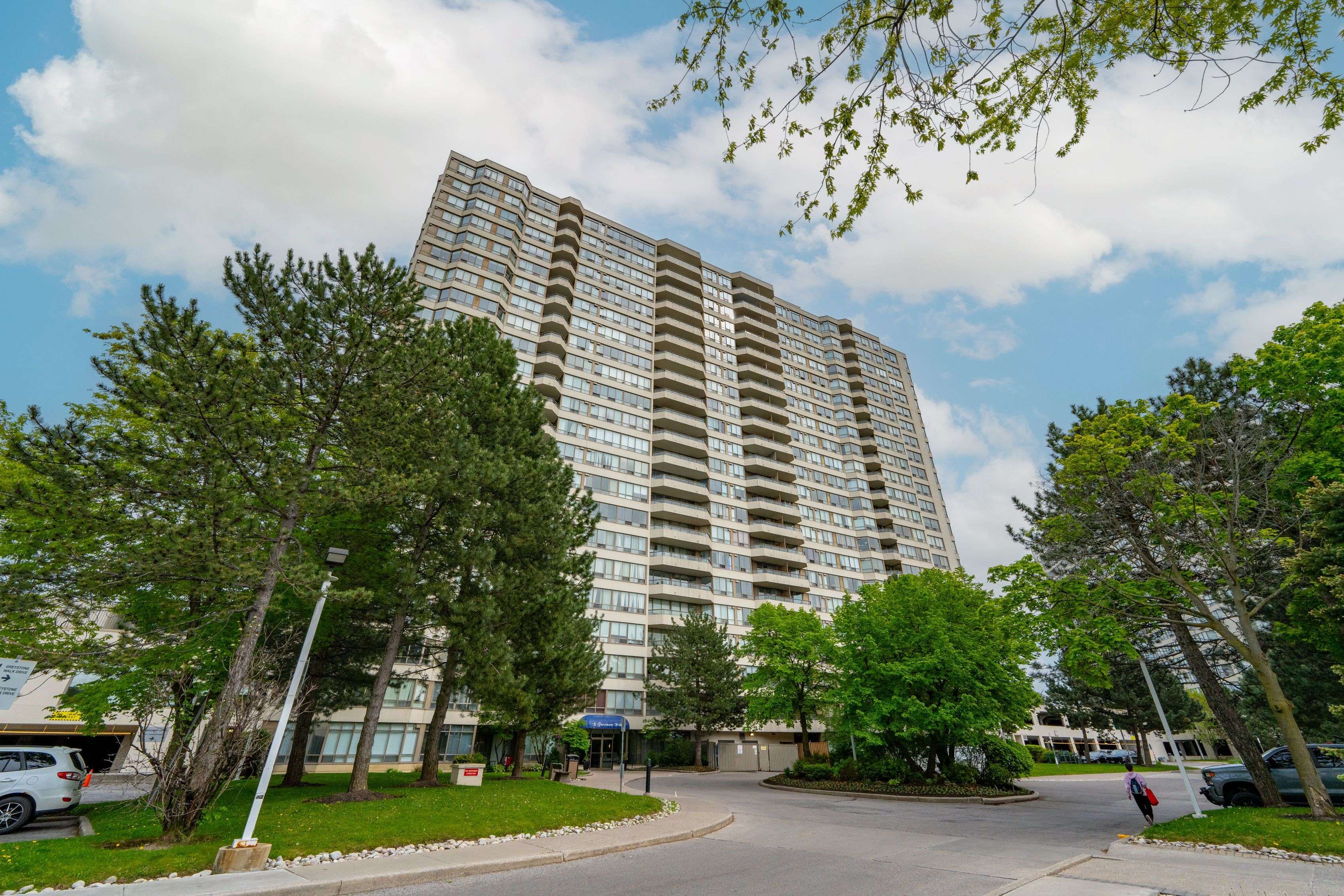 Toronto E04, ON M1K 5J4,3 Greystone Walk DR #925