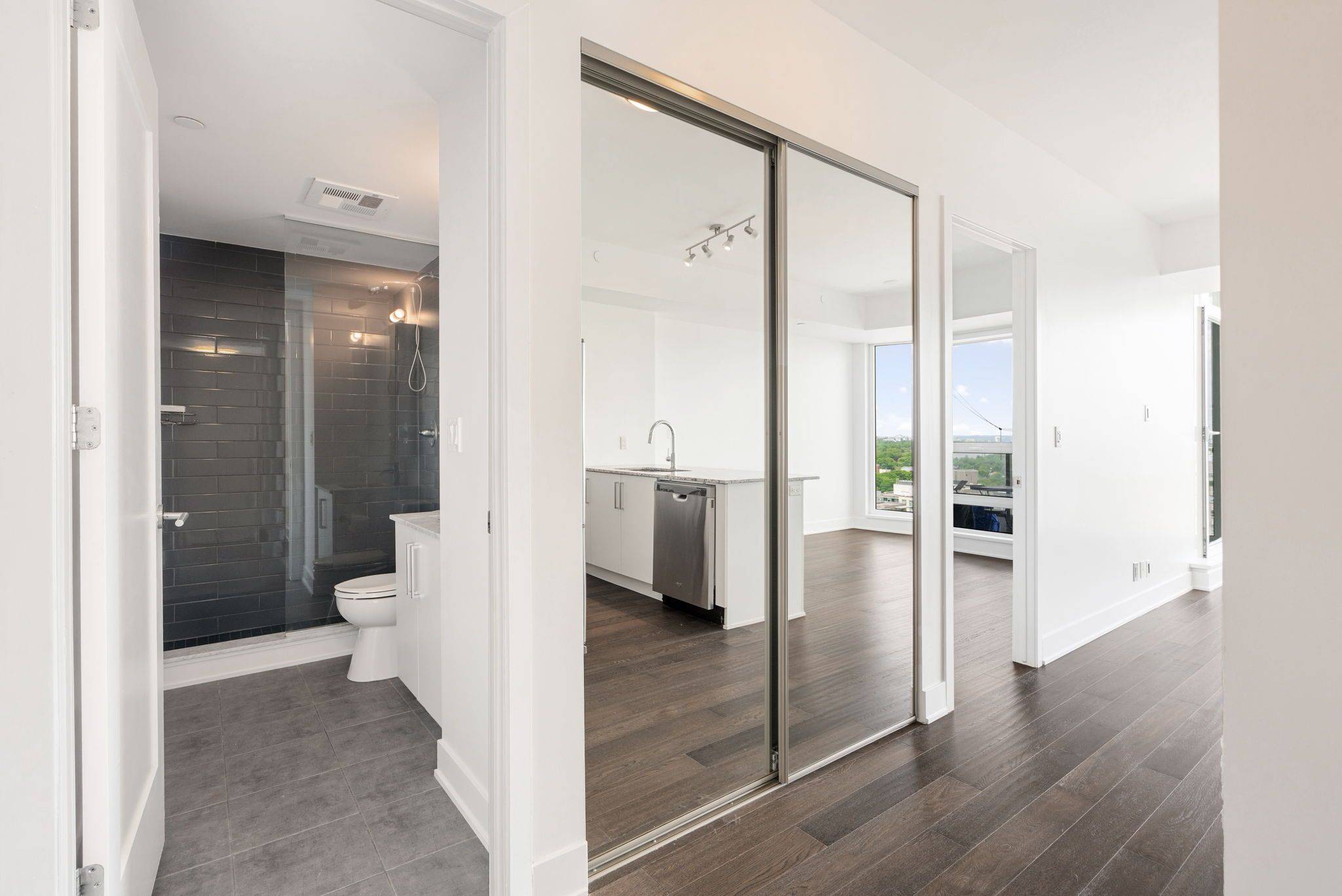 Carlingwood - Westboro And Area, ON K2A 3W9,485 Richmond RD #1906