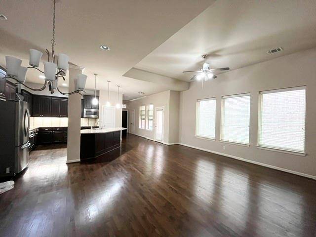 Irving, TX 75039,6646 Deleon Street