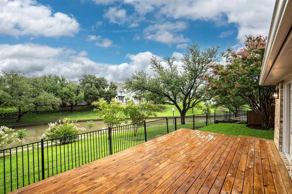 Irving, TX 75063,9424 Blue Jay Way
