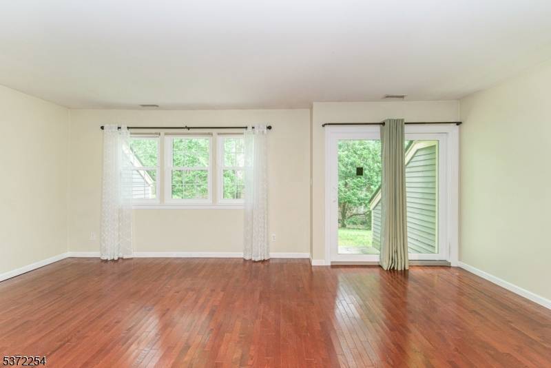 West Milford Twp., NJ 07480,43 Lexington Ln