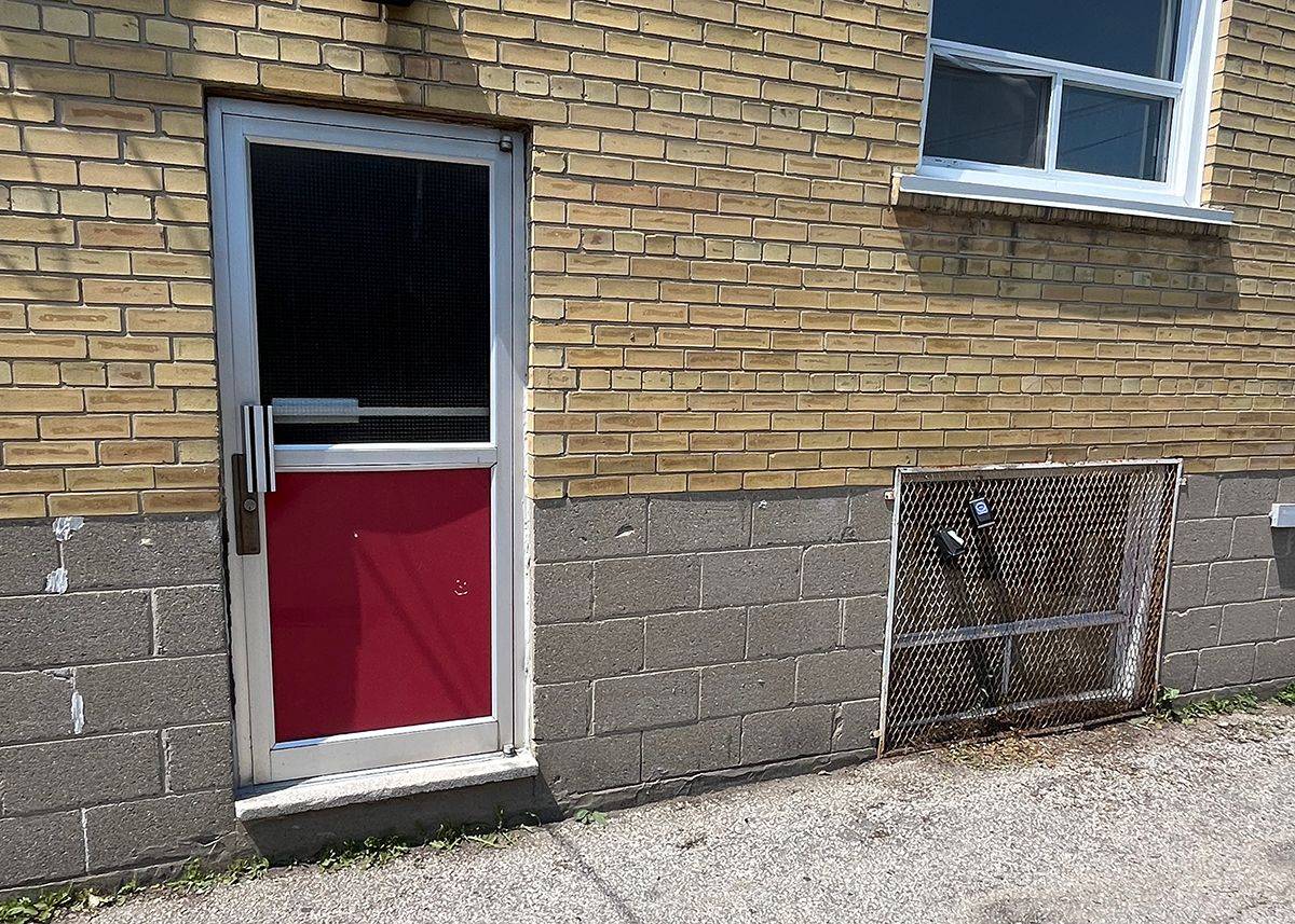 Toronto W10, ON M9W 4L5,2251 Kipling AVE #4