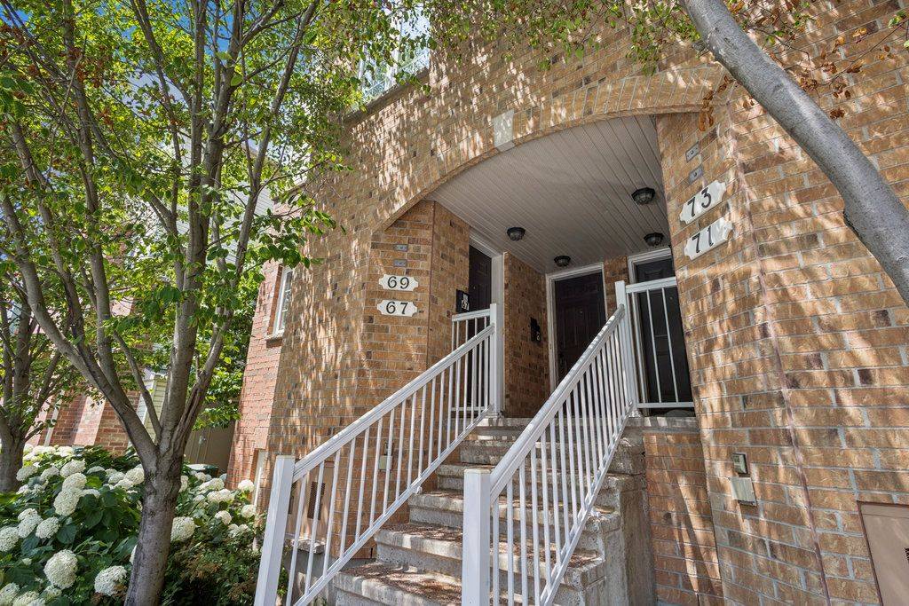 67 Steele Park Private #5, Cyrville - Carson Grove - Pineview, ON K1J 0J2