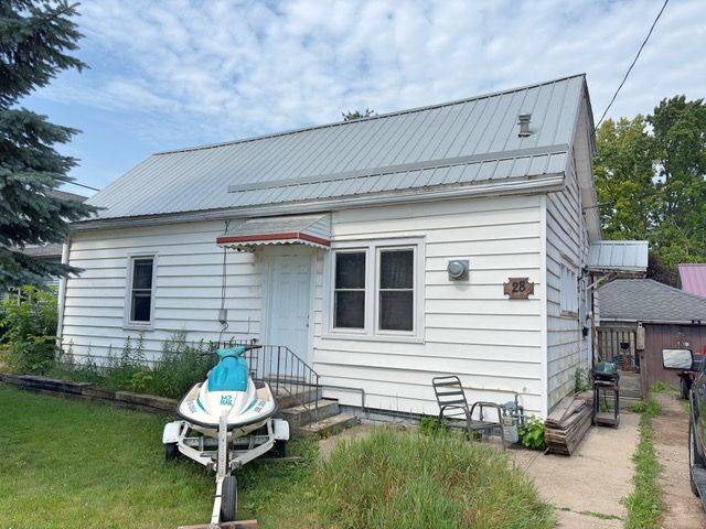 Aylmer, ON N5H 1X4,28 victoria ST S
