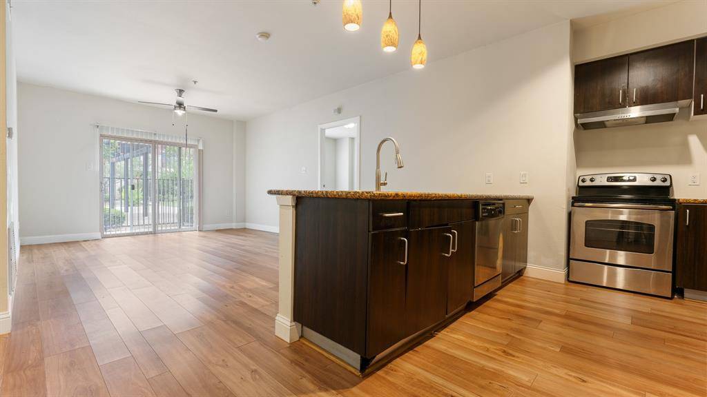 Carrollton, TX 75006,1100 W Trinity Mills Road #1014