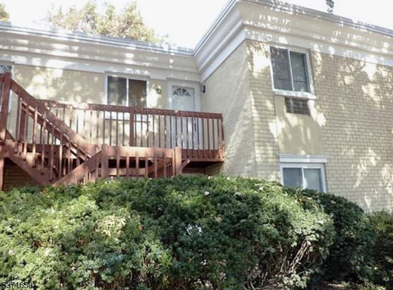 East Brunswick Twp., NJ 08816,1 Lake Ave #4B