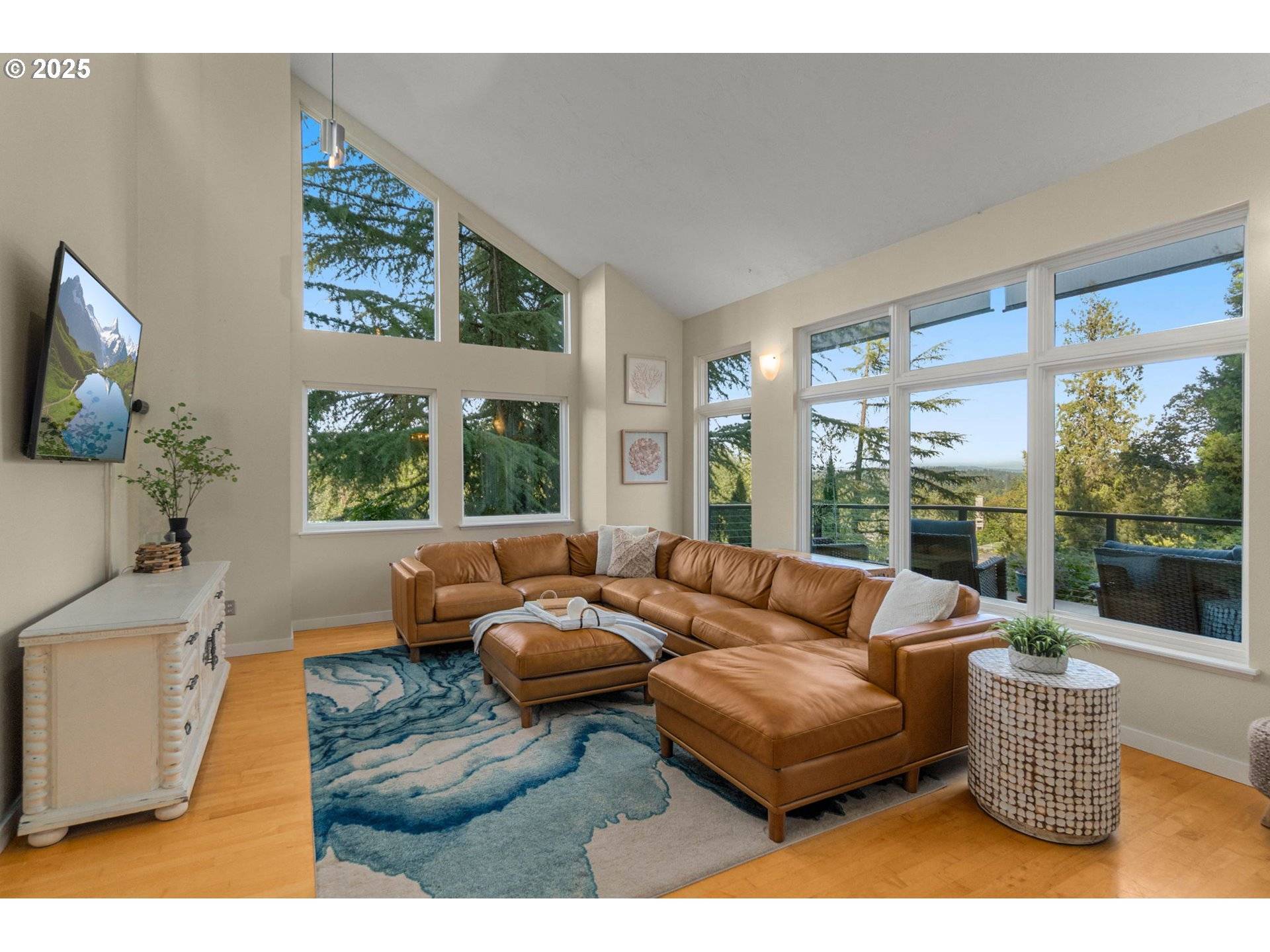 West Linn, OR 97068,19428 WILDERNESS DR