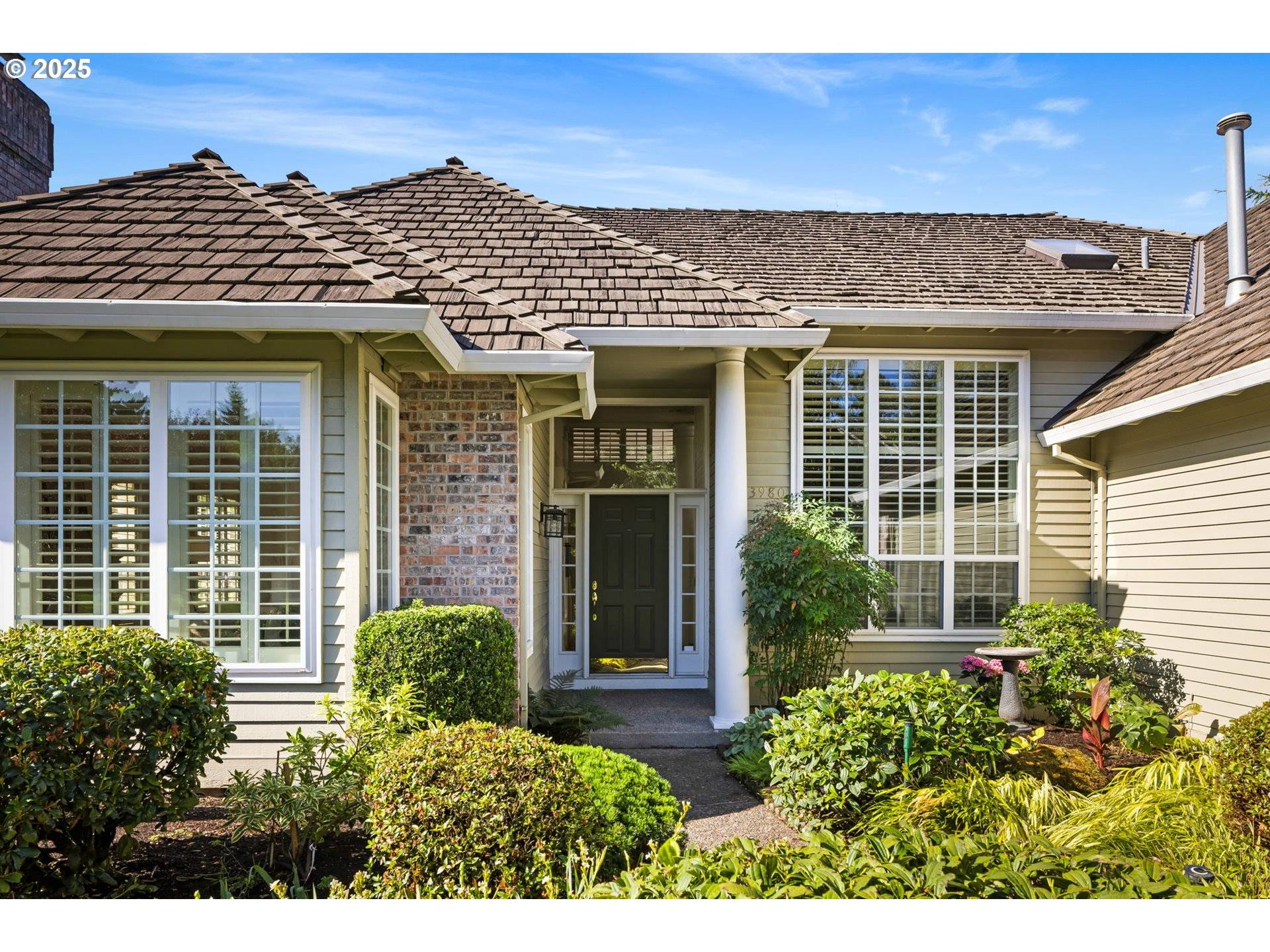 Lake Oswego, OR 97035,13980 AMBERWOOD CIR