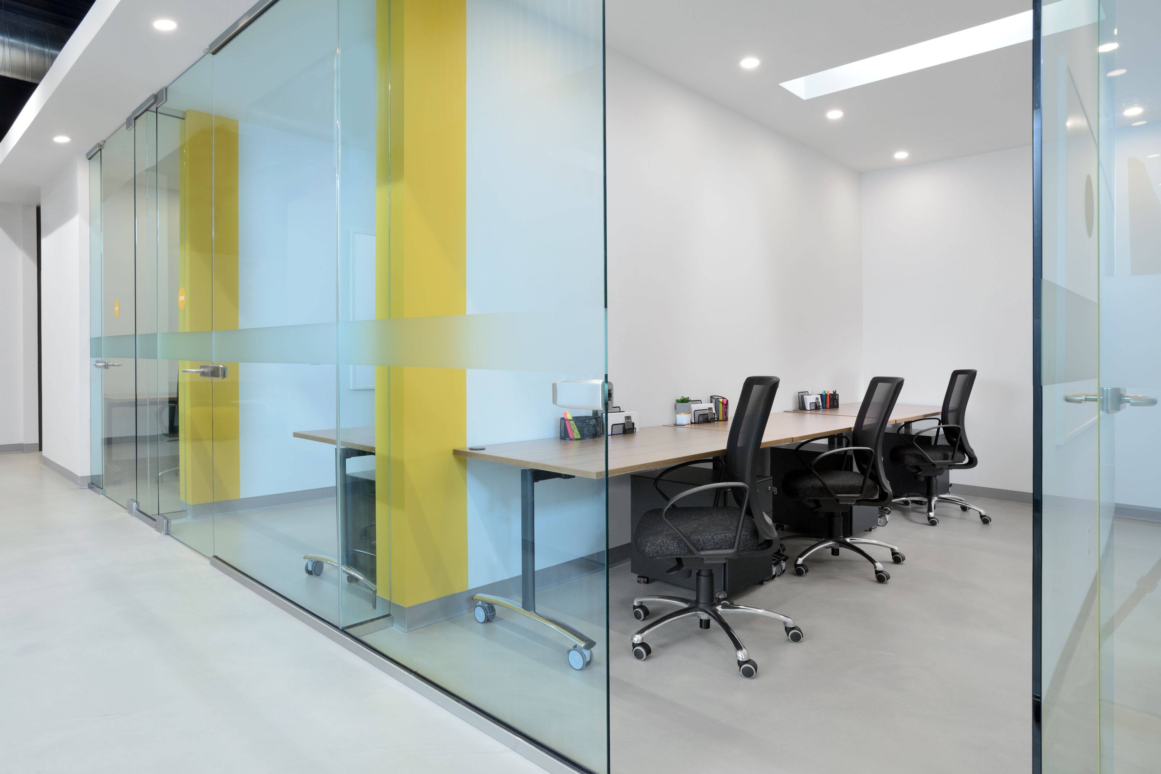 Toronto C13, ON M3A 1A3,68 Railside RD #E- Full Executive Suite