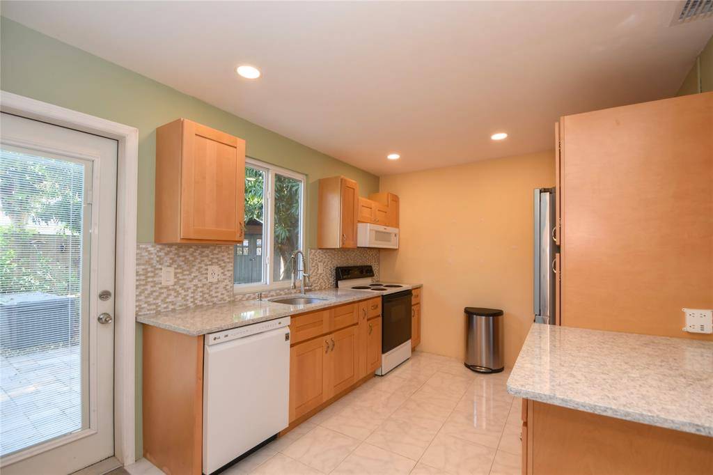 Oakland Park, FL 33334,4820 NE 1st Ter