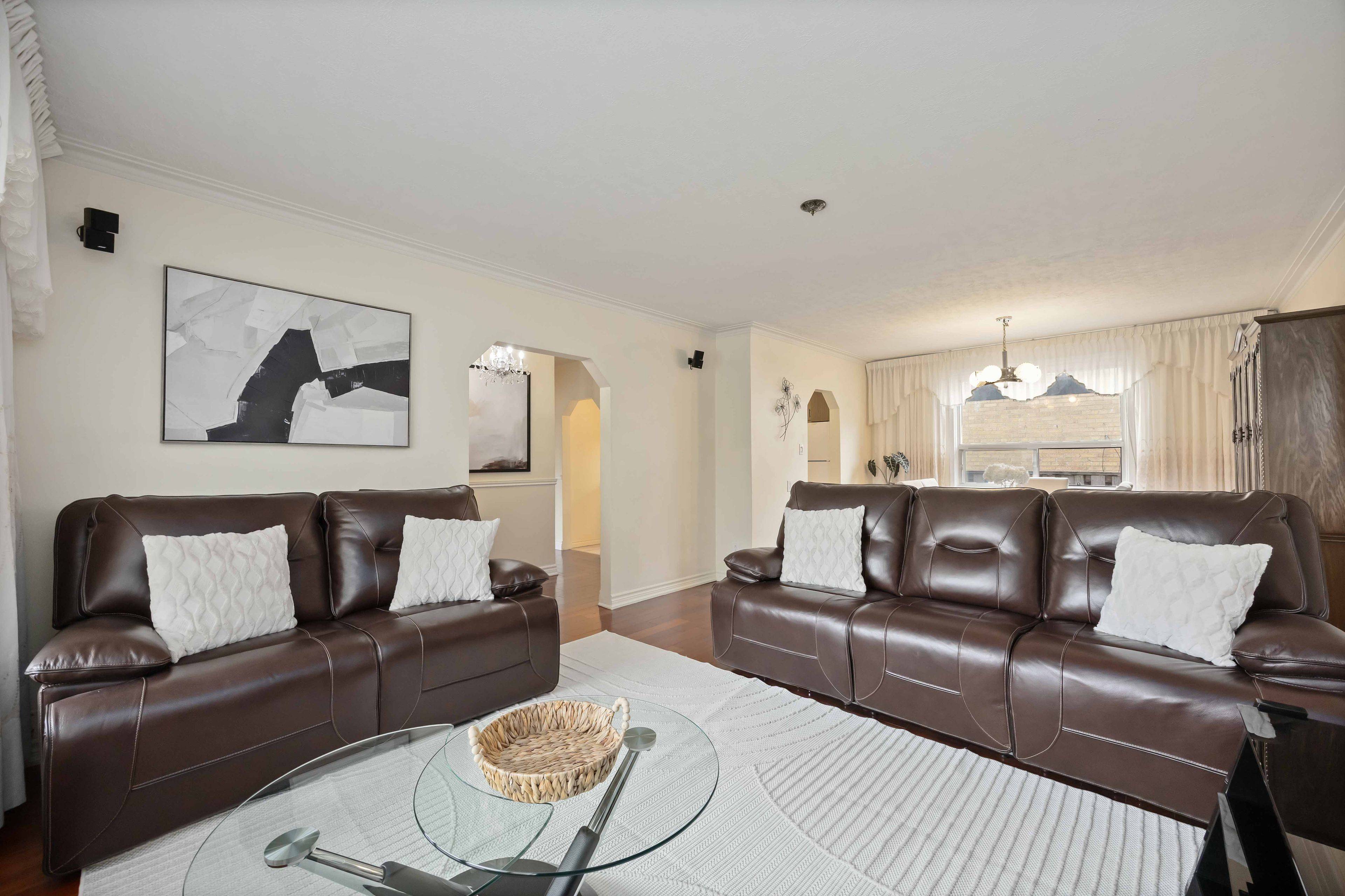 Toronto W10, ON M9W 4A5,2 Coolhurst DR