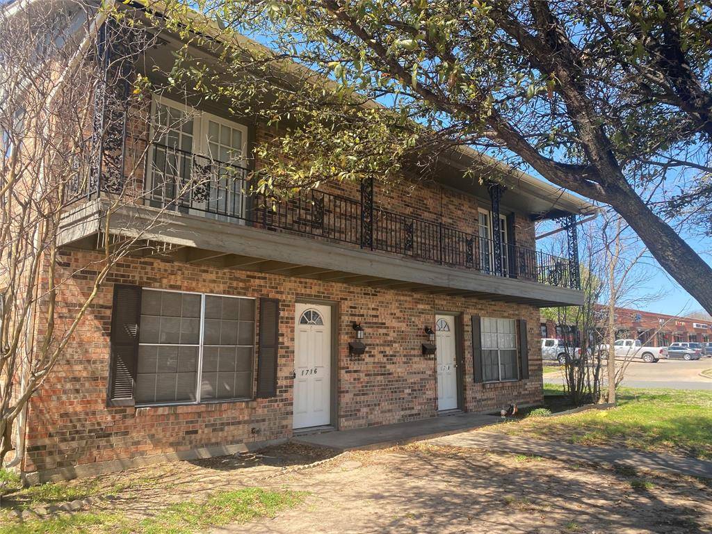 Sherman, TX 75092,1716 N Travis Street