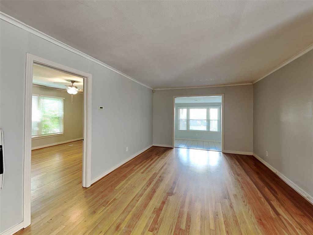 Fort Worth, TX 76109,3222 Cockrell Avenue