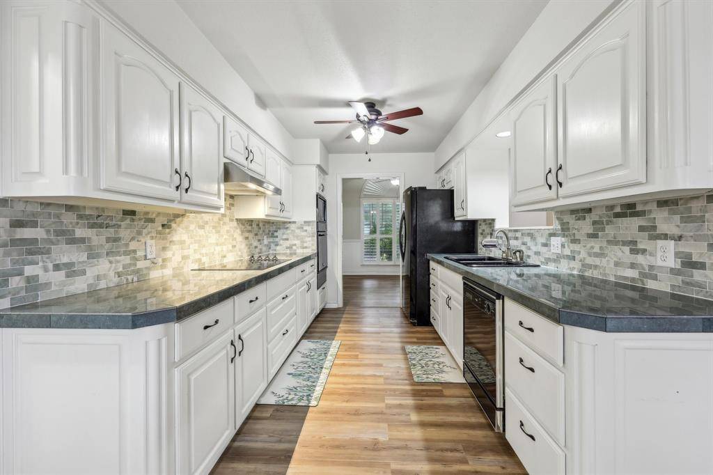 De Cordova, TX 76049,4518 Cimmaron Trail