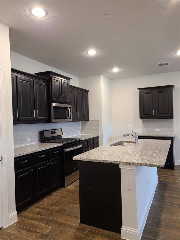 North Richland Hills, TX 76180,6820 Meadow Crest Drive
