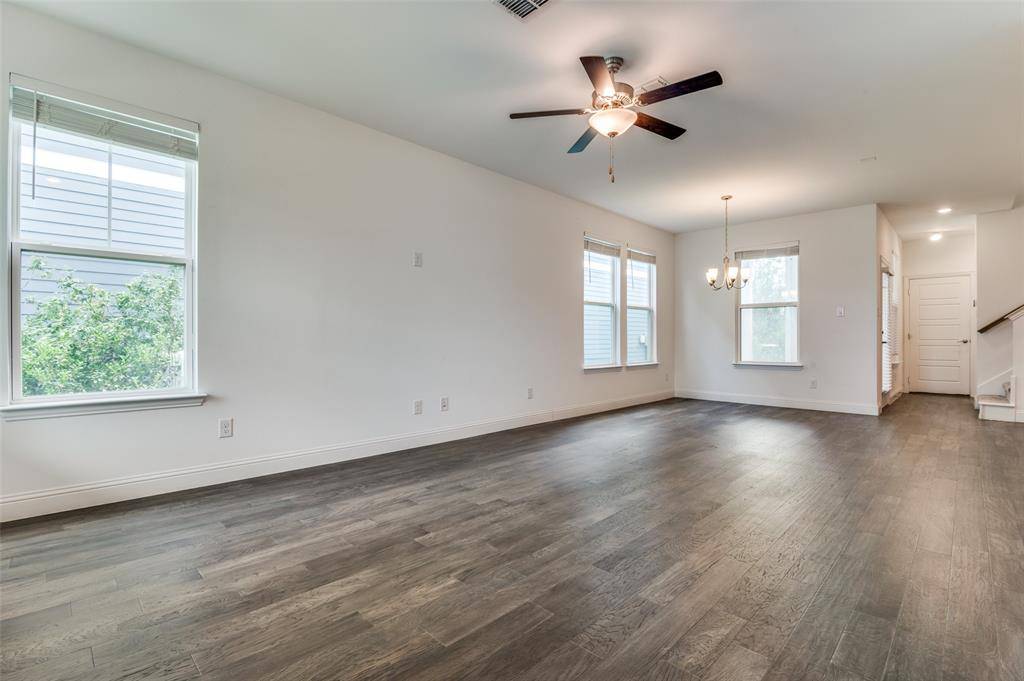Dallas, TX 75236,3608 Strasbourg Mews
