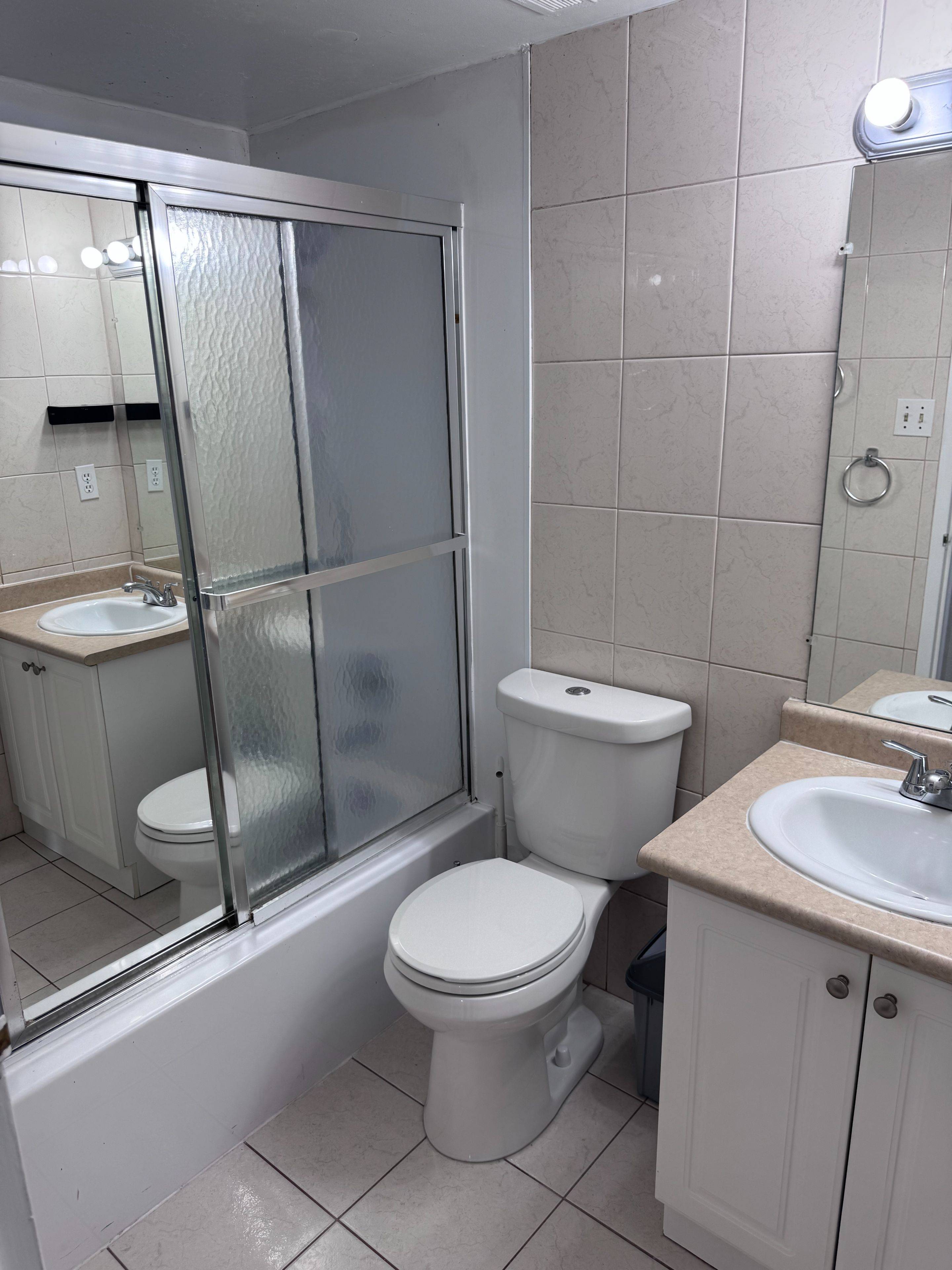 Toronto C13, ON M3A 2A3,1360 York Mills RD #Ph02