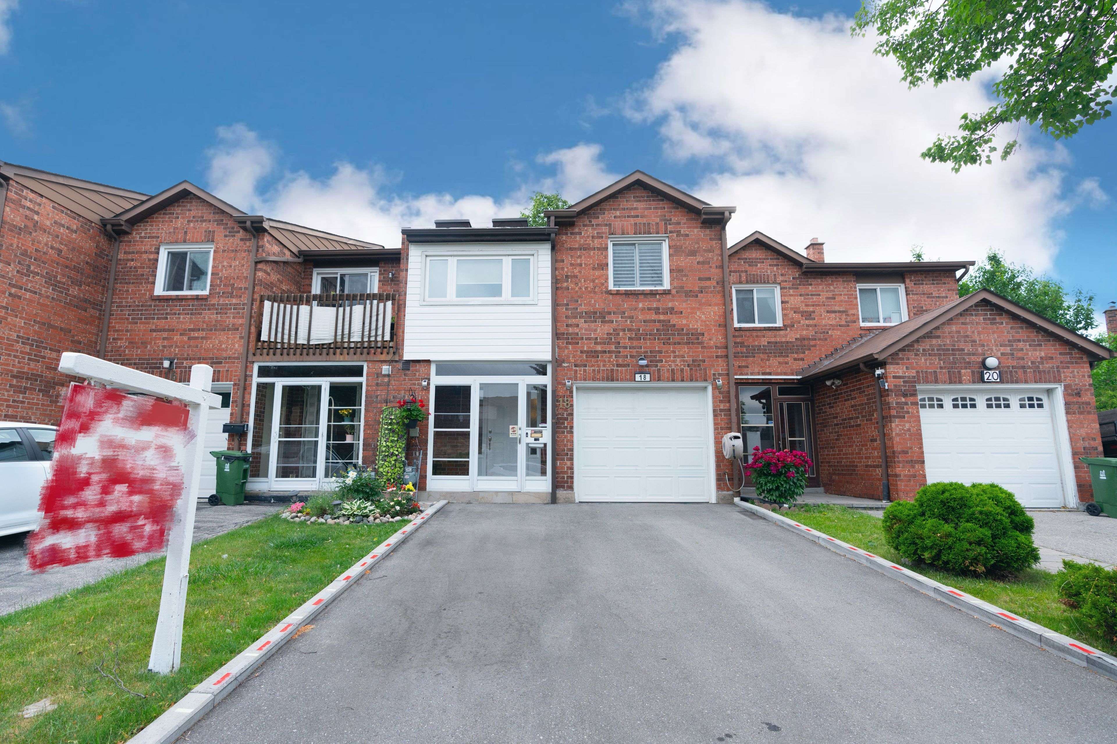 Toronto E05, ON M1W 3R2,18 Carl CRES