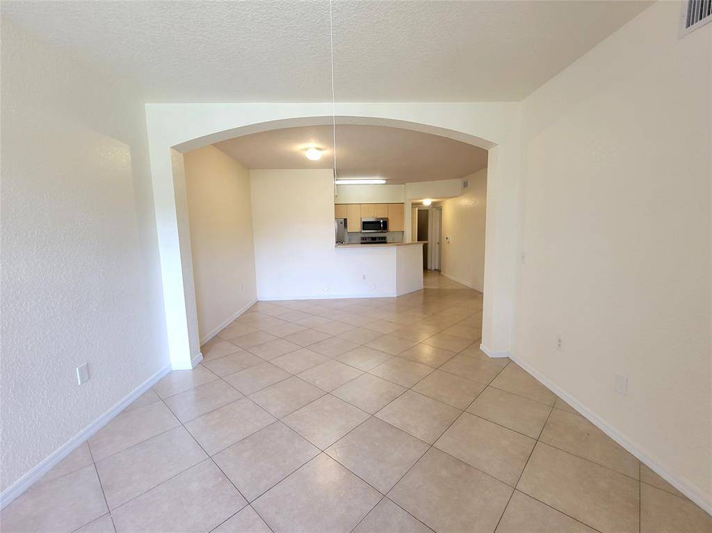 North Lauderdale, FL 33068,2109 Belmont Ln #2109