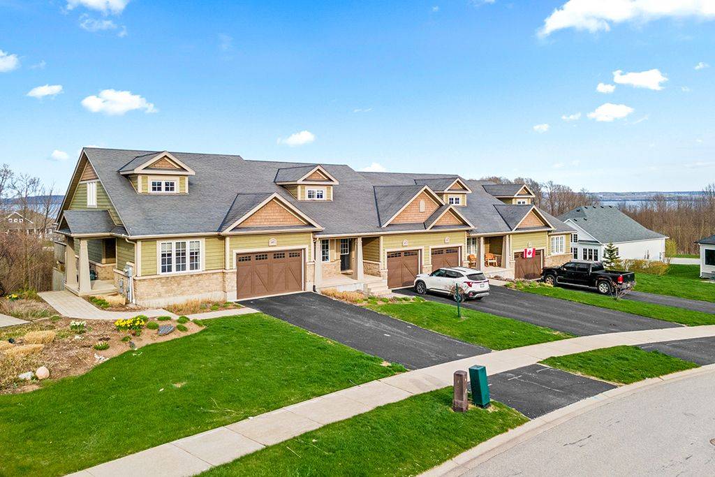 Georgian Bluffs, ON N0H 1S0,307 Telford TRL #4