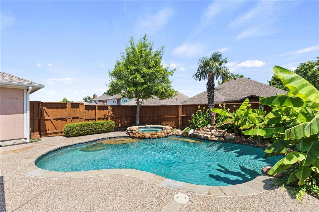 Allen, TX 75002,1525 High Country Lane