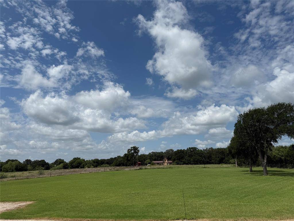 Gholson, TX 76705,584 Birdsong Lane
