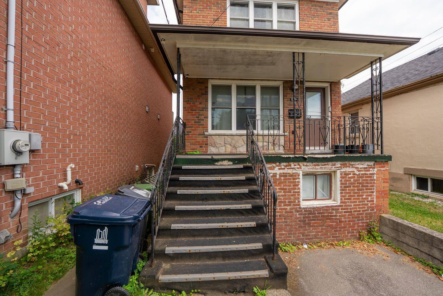 Toronto E06, ON M1N 3J6,82A Birchmount RD