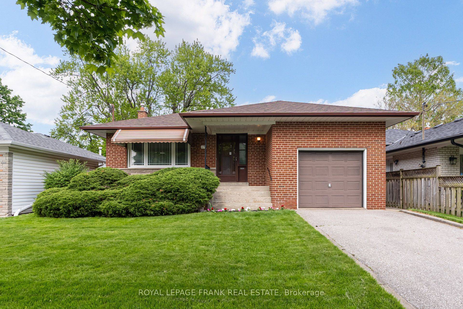 Toronto E09, ON M1H 1X4,29 Sedgemount DR