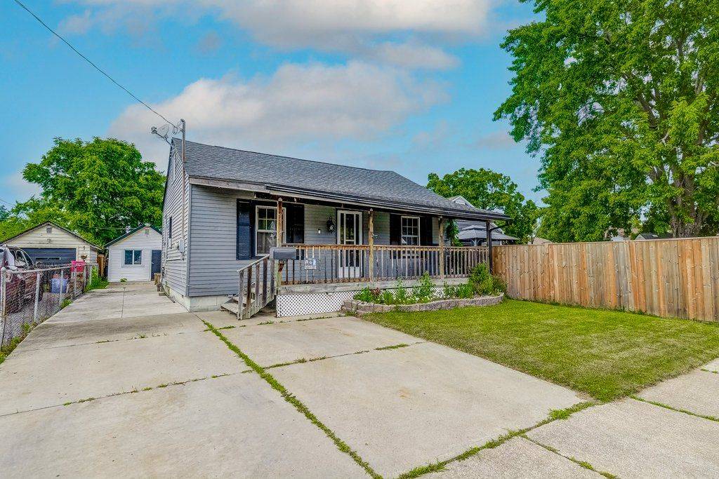 St. Catharines, ON L2S 1Z8,4 Hilda ST