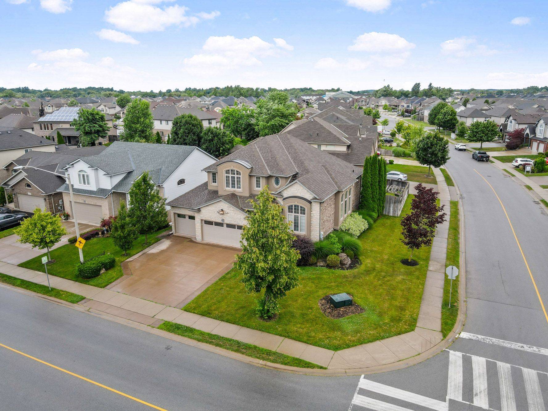 Niagara Falls, ON L2H 0B2,8535 Forestview BLVD