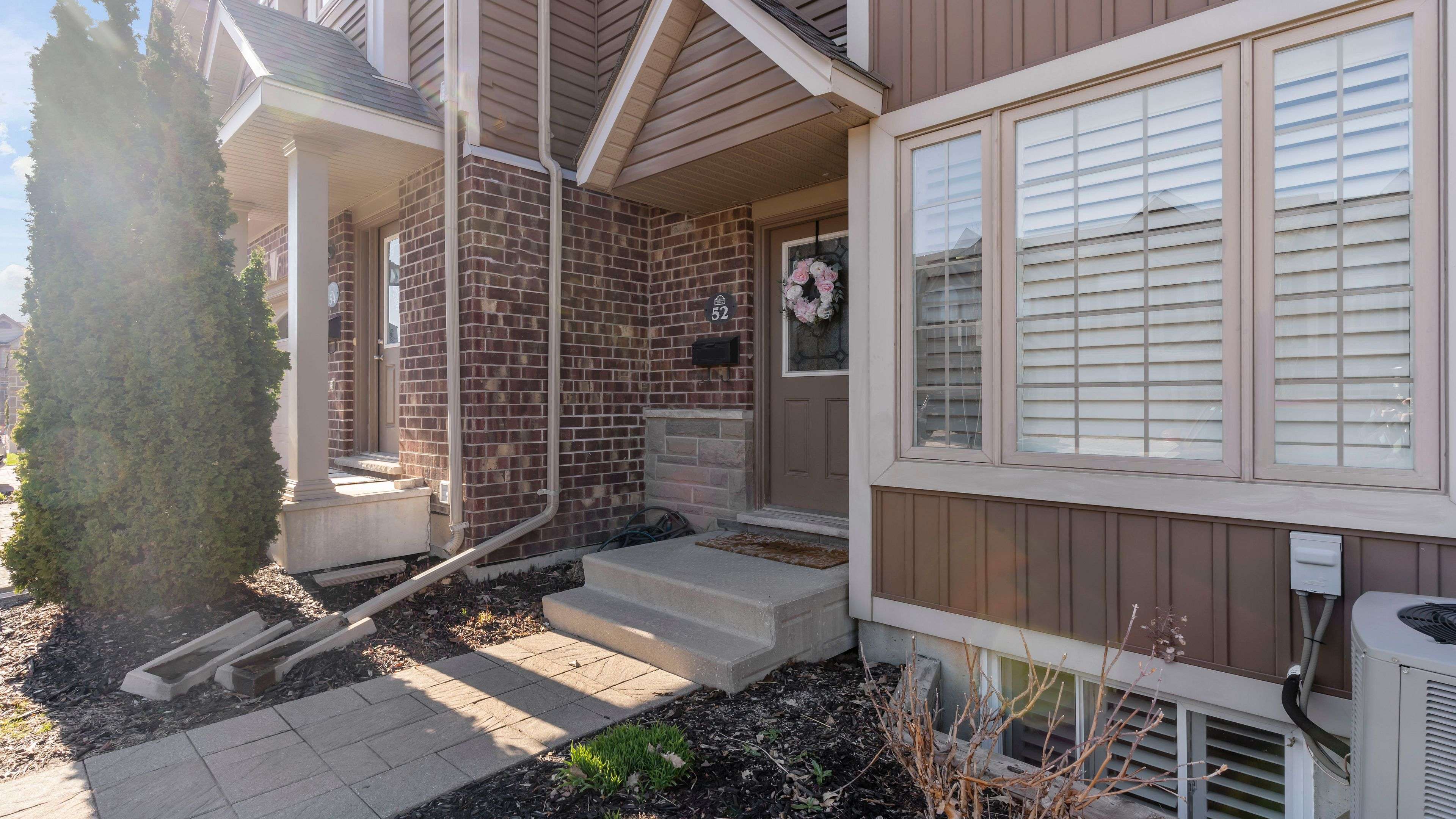 London South, ON N6L 0B1,2635 Bateman TRL #52