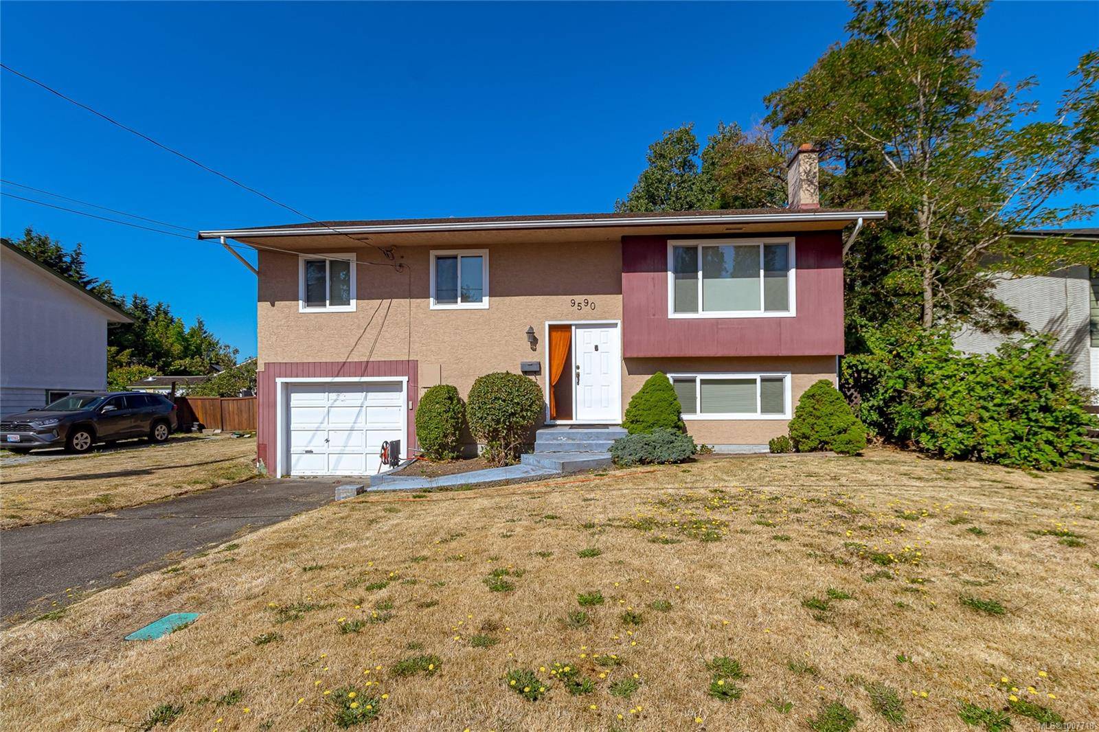 Sidney, BC V8L 2T2,9590 Epco Dr