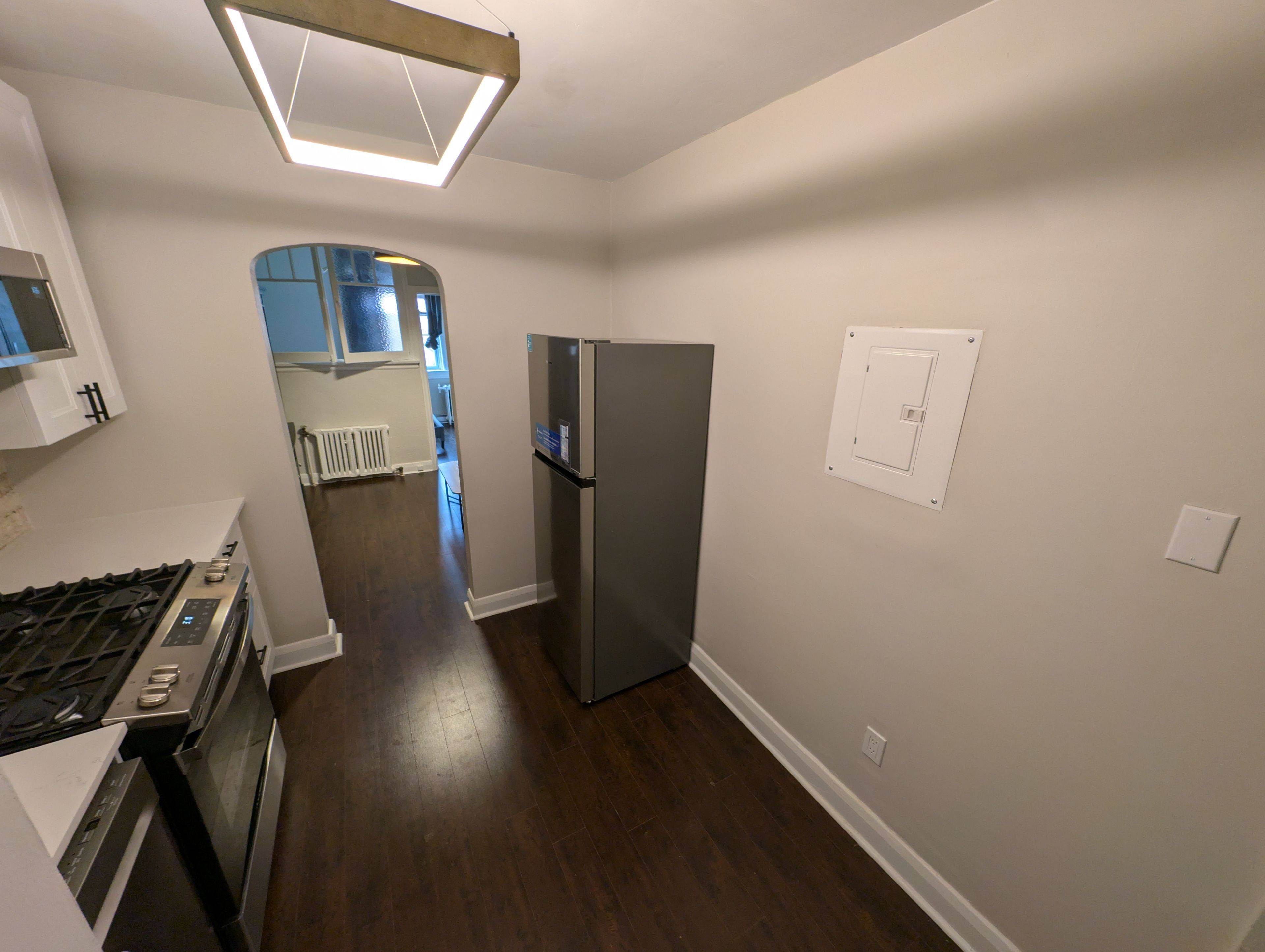 London East, ON N6A 1E8,111 Dundas ST #6